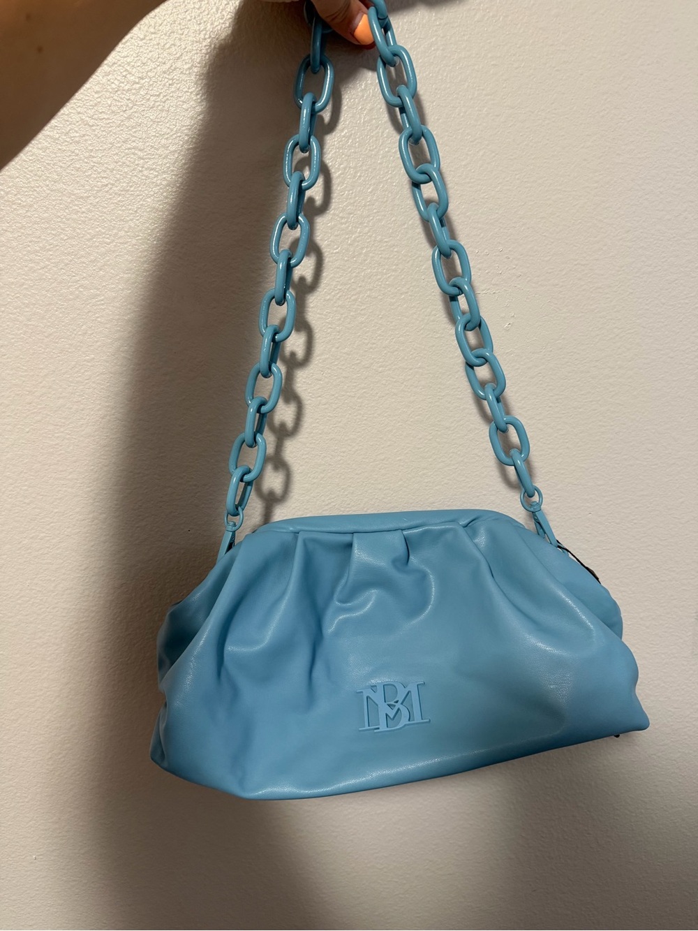 Bagdley Mischka NWT $129 retail Blue Leather Chain-Handle Shoulder Bag